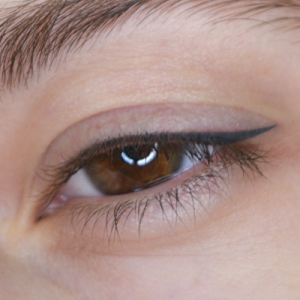 ΜΟΝΙΜΟ ΜΑΚΙΓΙΑΖ EYELINER
